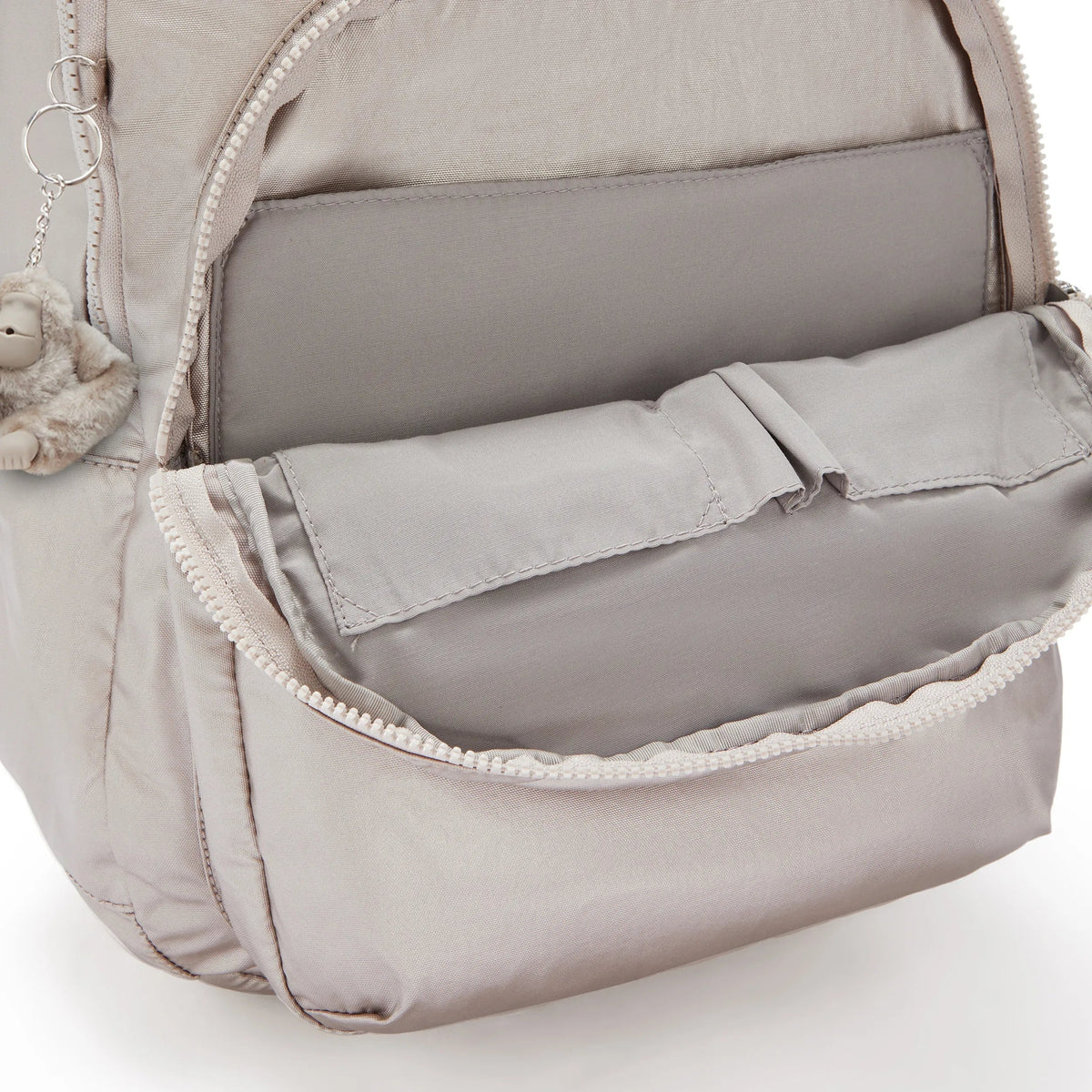 Seoul Extra Large Metallic 17" Laptop Backpack
