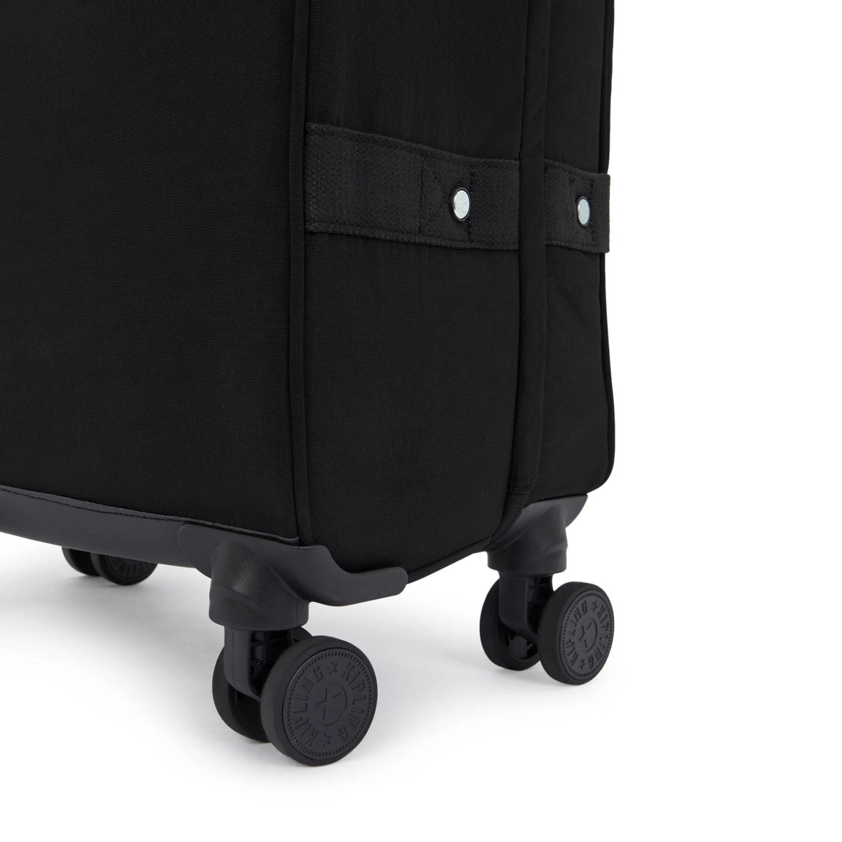 Spontaneous Medium Rolling Luggage
