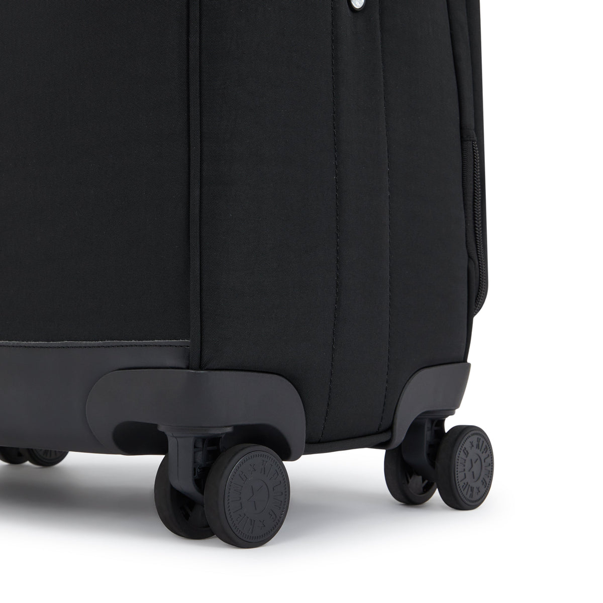 Jet Medium Rolling Luggage